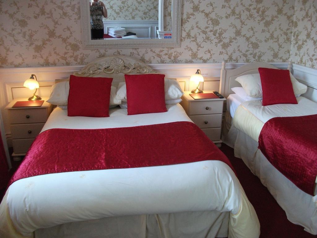The Brema Hotel Blackpool Bilik gambar