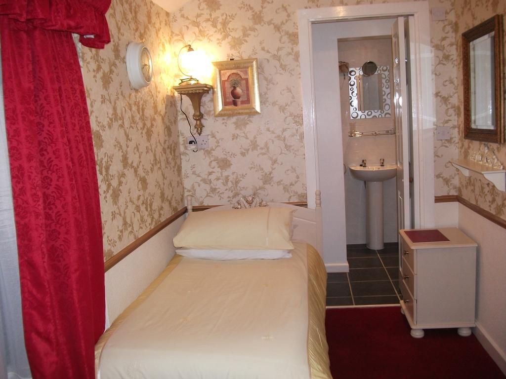 The Brema Hotel Blackpool Bilik gambar